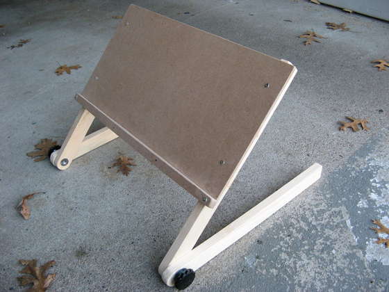 Столик для ноутбука своими руками